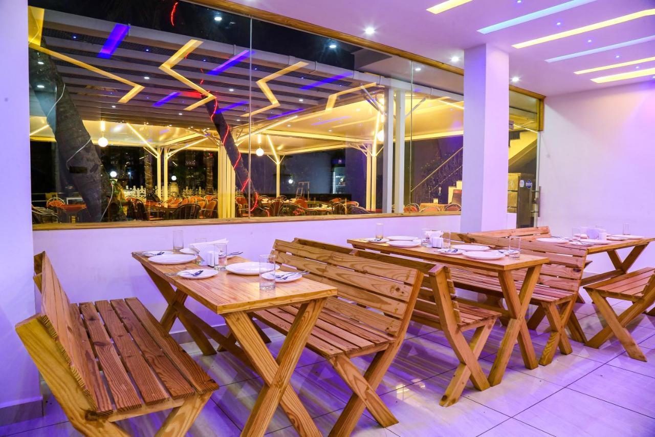 M Aples Jacks Place Hotell Cavelossim Exteriör bild
